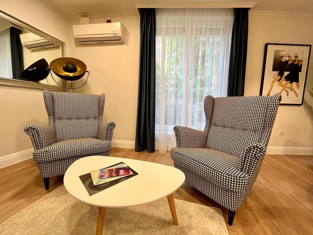 Ground Floor Park Bestern Szeged Luaran gambar
